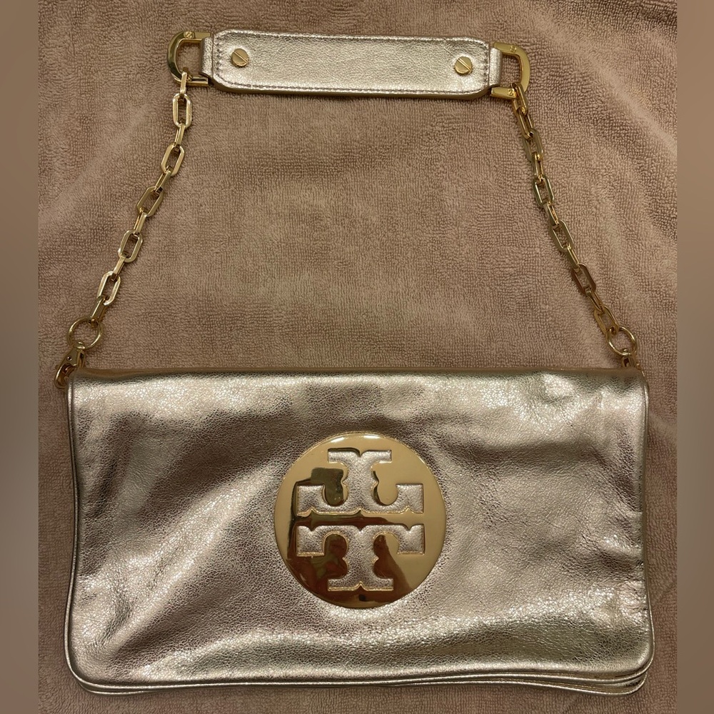 Tory Burch metallic gold clutch - Picture 5 of 16